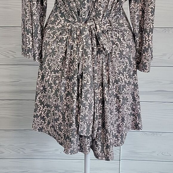 Rene Rofe robe midi length sleepwear damask print in grey & pink Women's Size M - Picture 3 of 12